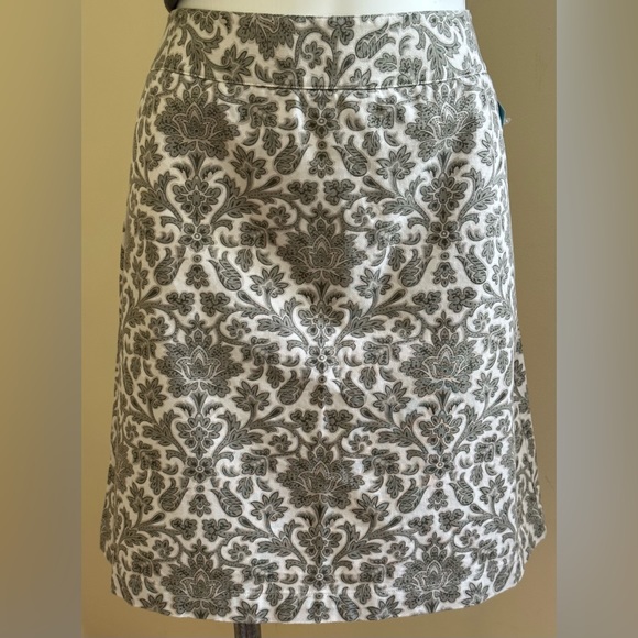 Talbots Green Ivory Straight Twill Paisley Design Mini Skirt SZ 16 P 100% cotton - Picture 1 of 10